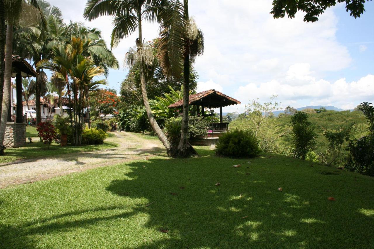 Finca Hotel La Esperanza Montenegro Exterior foto