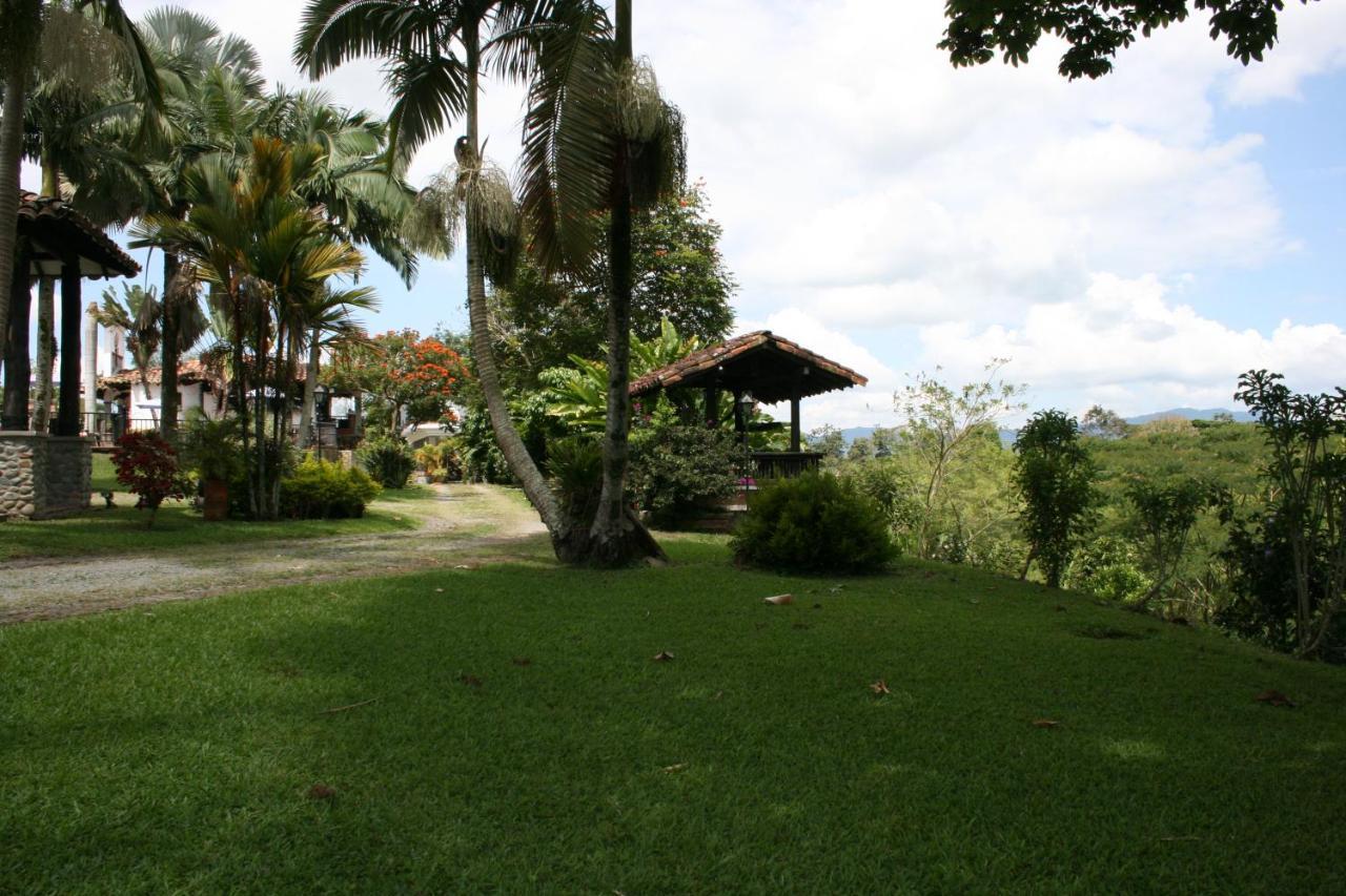 Finca Hotel La Esperanza Montenegro Exterior foto